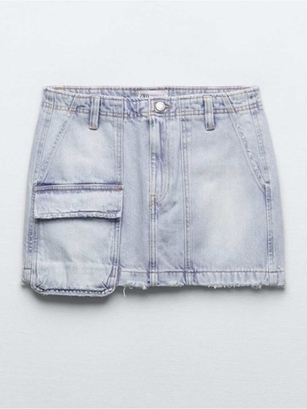 ZARA Denim Cargo Mini Skirt Size M Medium Light Blue Raw Hem Jean Skirt